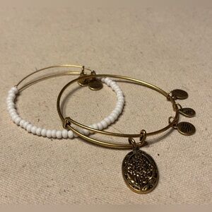 Grandmother Gold and White Charm Bangle Set